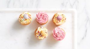 Easter Cupcakes with Vanilla Icing