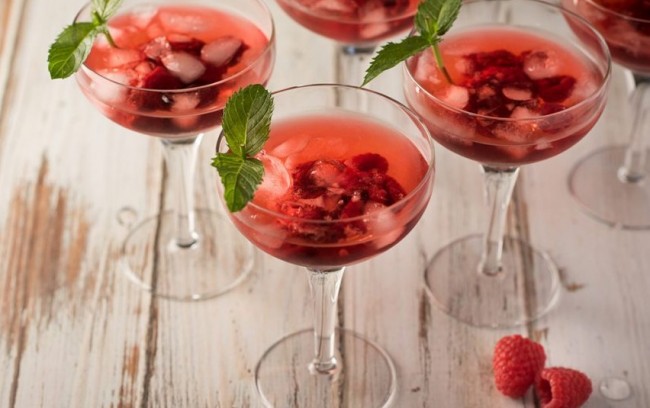 raspberry-champagne-1200-1024x538