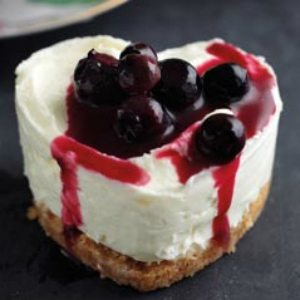 Valentine’s Blueberry Cheesecake